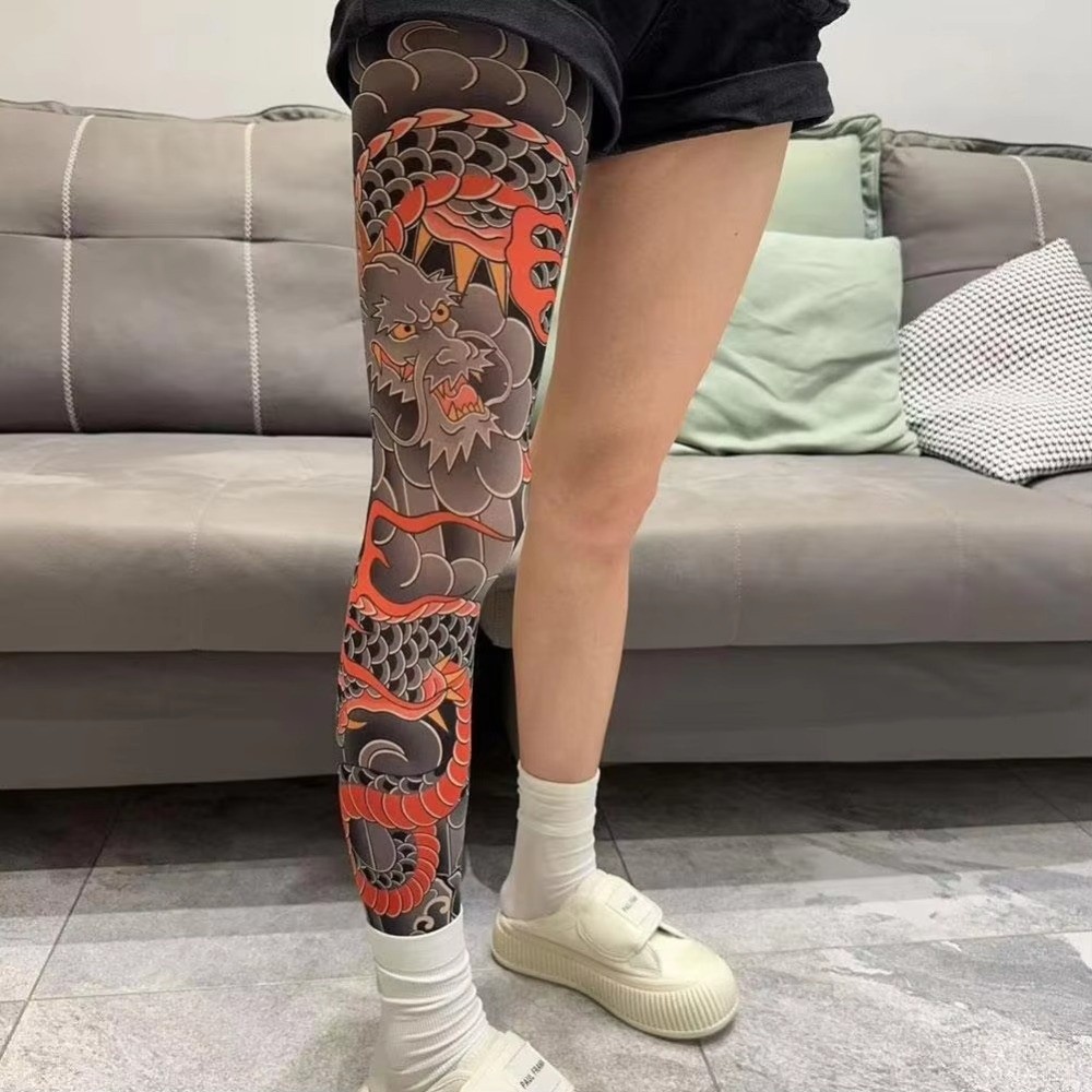 Rajstopy z nadrukiem tatuażu n – Fishing Socks recenzja i cena